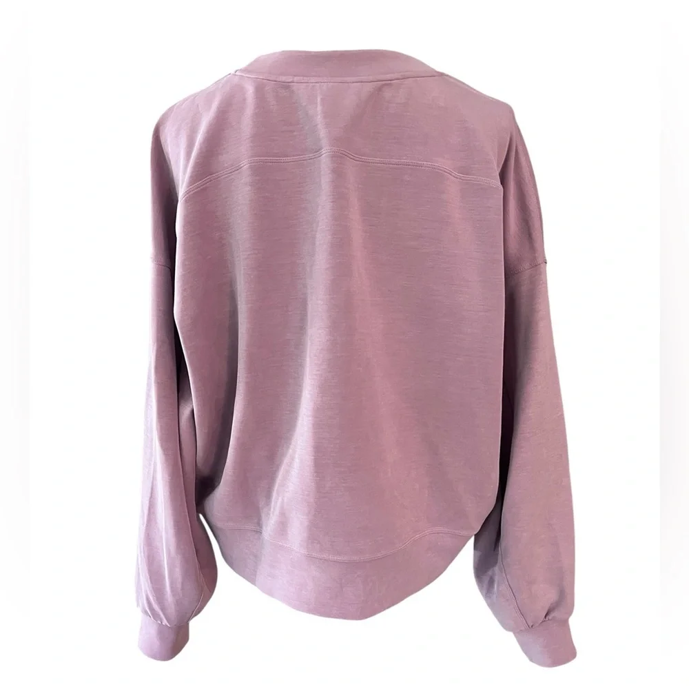 Lululemon Softstreme Perfectly Oversized Cropped Crew, sz 10 - Picture 4 of 4